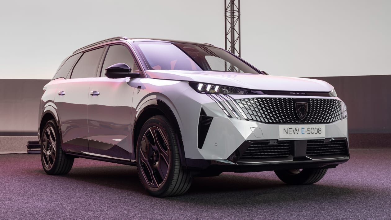 Nowy Peugeot E 5008 Z 2024 Roku To Nowoczesny Francuski Rodzinny Nowy Peugeot E 5008 Z 2024 Roku To Nowoczesny Francuski Rodzinny