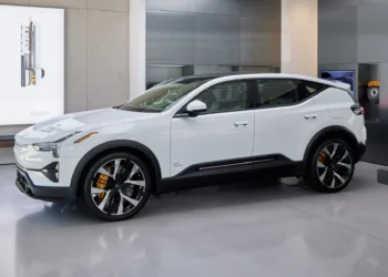W tym lato zaprezentowany zostanie Polestar 3 z 2025 roku o cenie 74 800 USD
